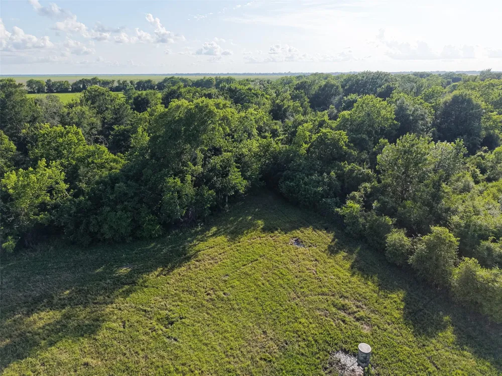 2240 Meyer Road Beasley, TX 77417