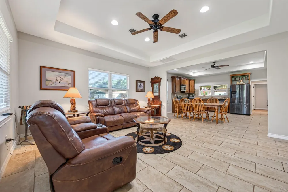 2240 Meyer Road Beasley, TX 77417