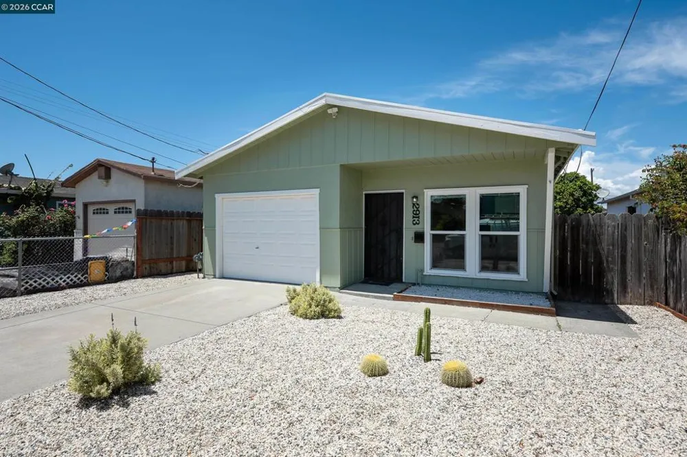 2913 16Th St San Pablo, CA 94806
