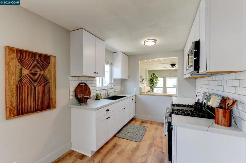 2913 16Th St San Pablo, CA 94806