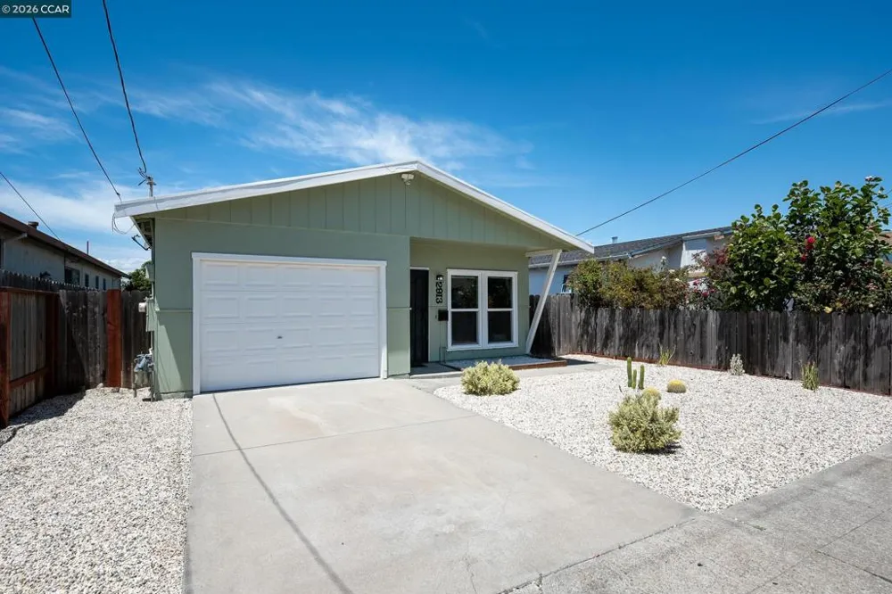 2913 16Th St San Pablo, CA 94806