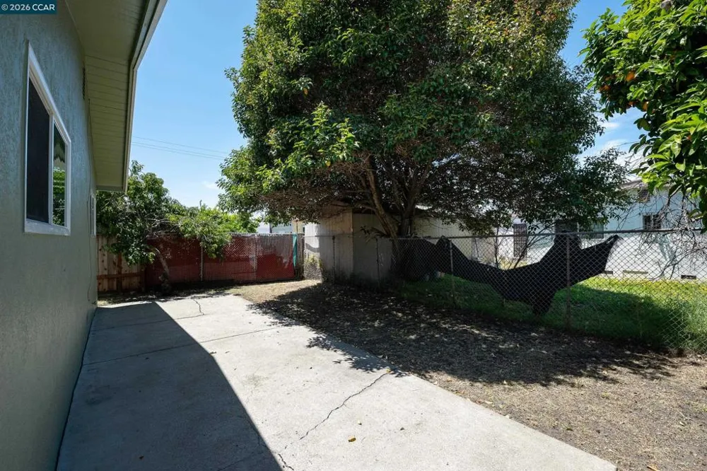 2913 16Th St San Pablo, CA 94806