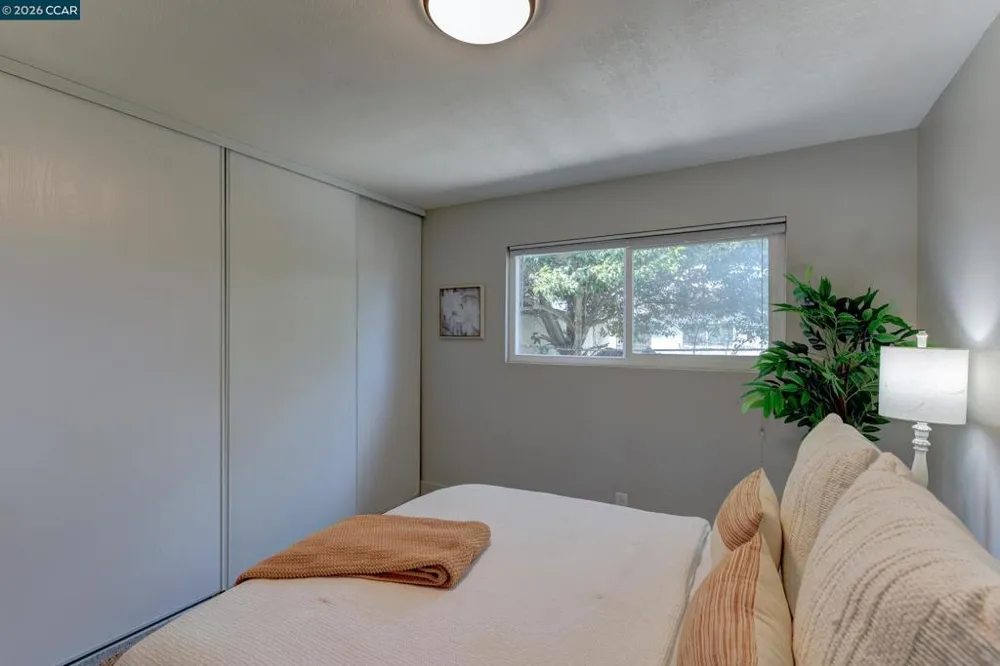 2913 16Th St San Pablo, CA 94806
