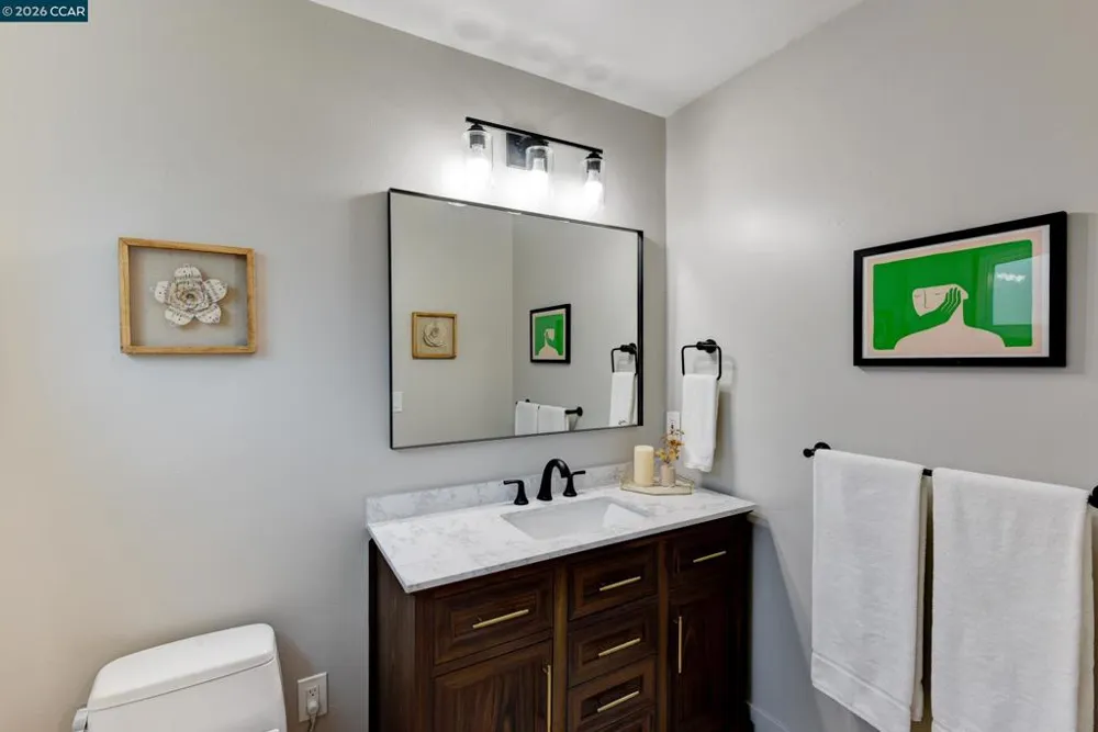 2913 16Th St San Pablo, CA 94806