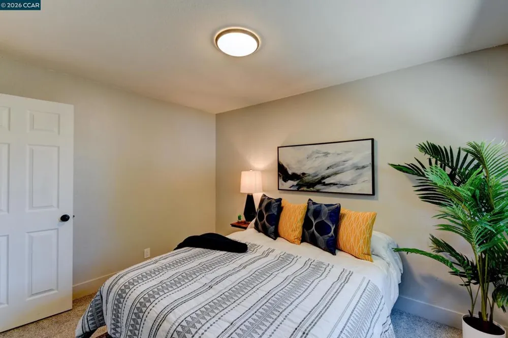 2913 16Th St San Pablo, CA 94806