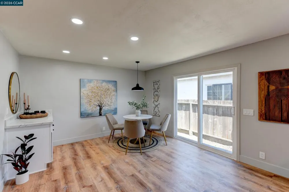 2913 16Th St San Pablo, CA 94806