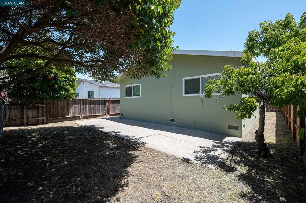 2913 16Th St San Pablo, CA 94806