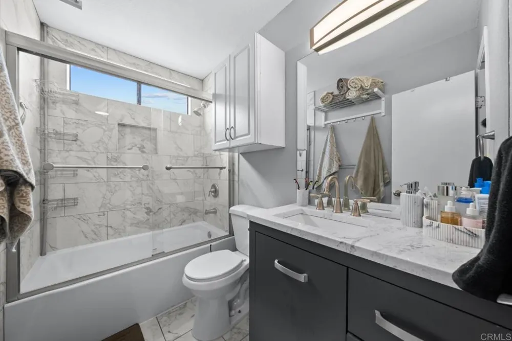 1604 Presioca Street #11 Spring Valley, CA 91977