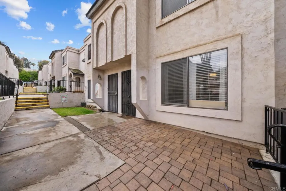 1604 Presioca Street #11 Spring Valley, CA 91977