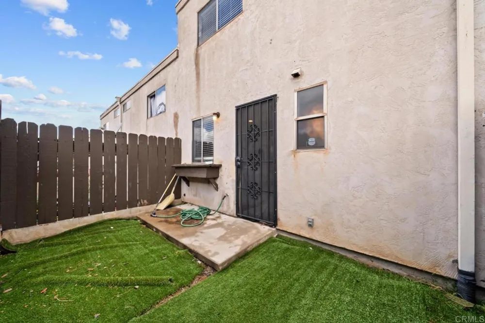 1604 Presioca Street #11 Spring Valley, CA 91977