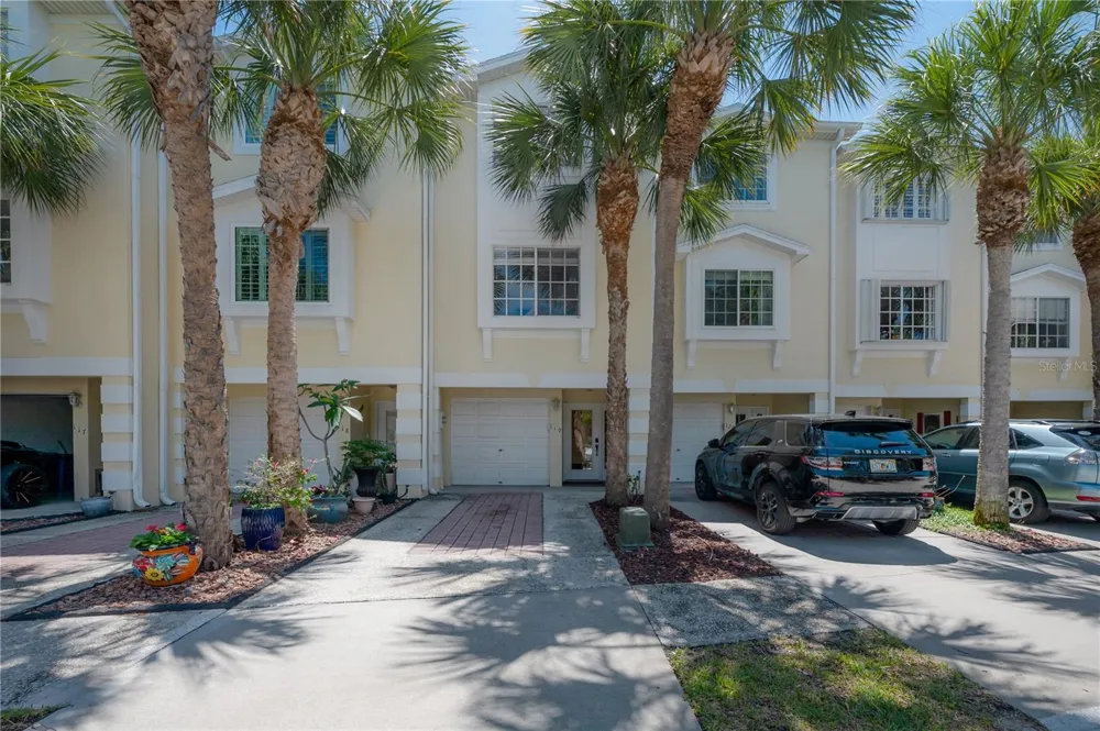 119 BRENT CIRCLE Oldsmar, FL 34677