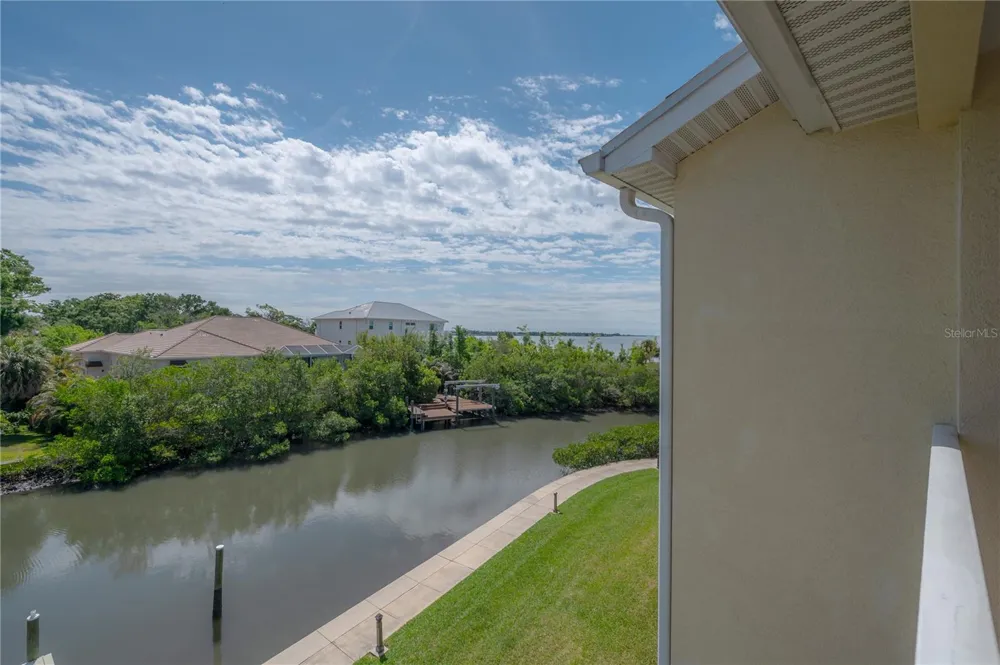 119 BRENT CIRCLE Oldsmar, FL 34677