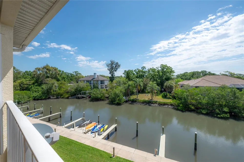 119 BRENT CIRCLE Oldsmar, FL 34677