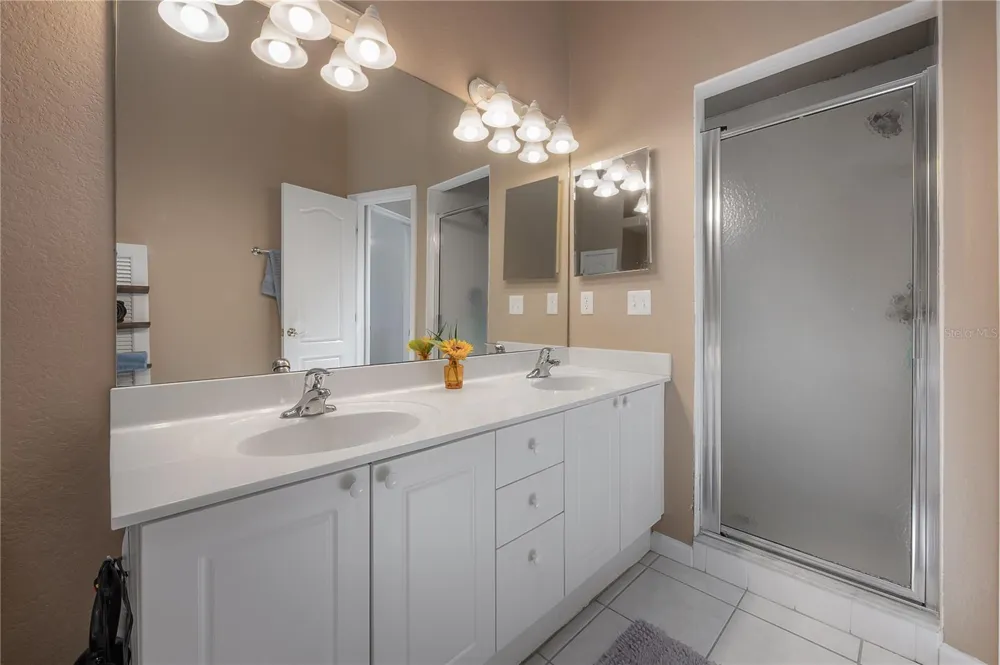 119 BRENT CIRCLE Oldsmar, FL 34677