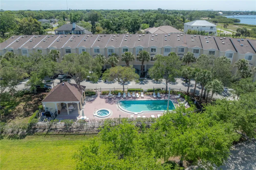 119 BRENT CIRCLE Oldsmar, FL 34677