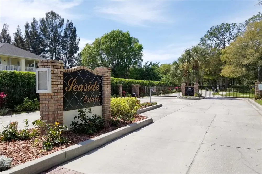 119 BRENT CIRCLE Oldsmar, FL 34677