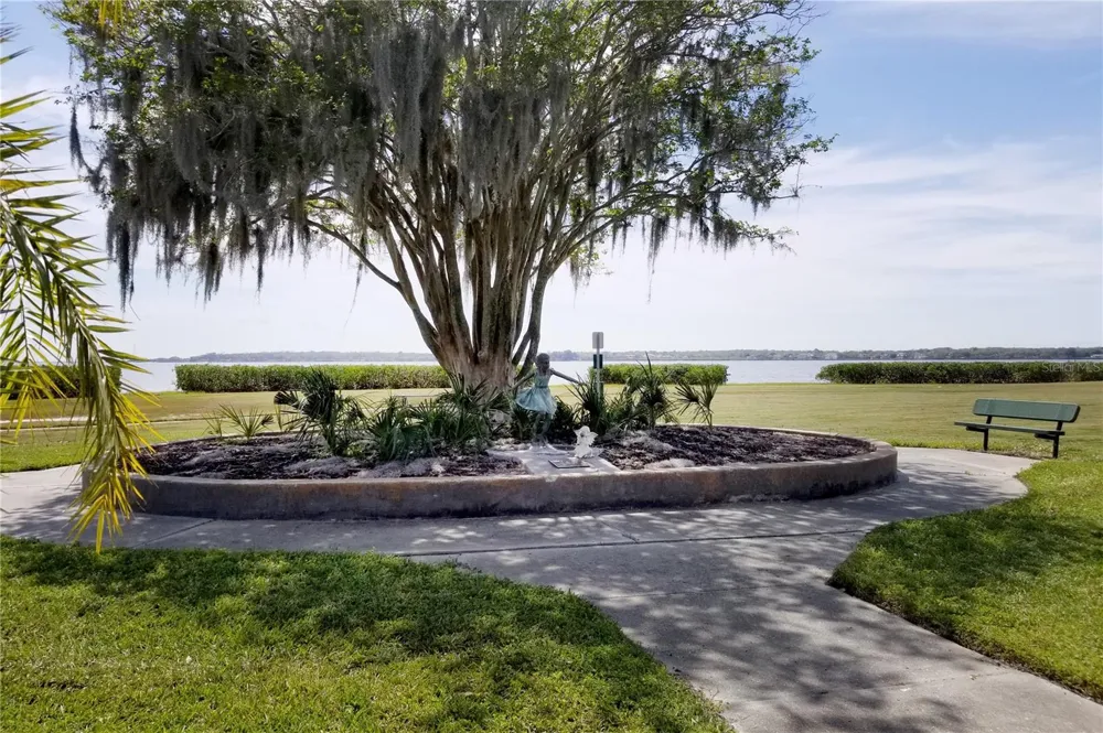 119 BRENT CIRCLE Oldsmar, FL 34677