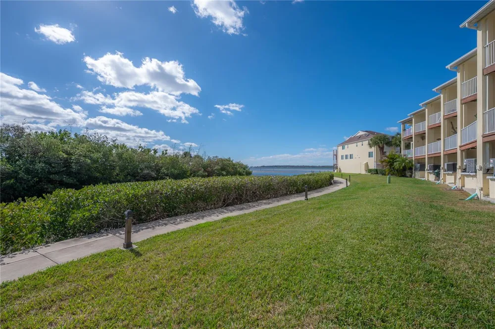 119 BRENT CIRCLE Oldsmar, FL 34677