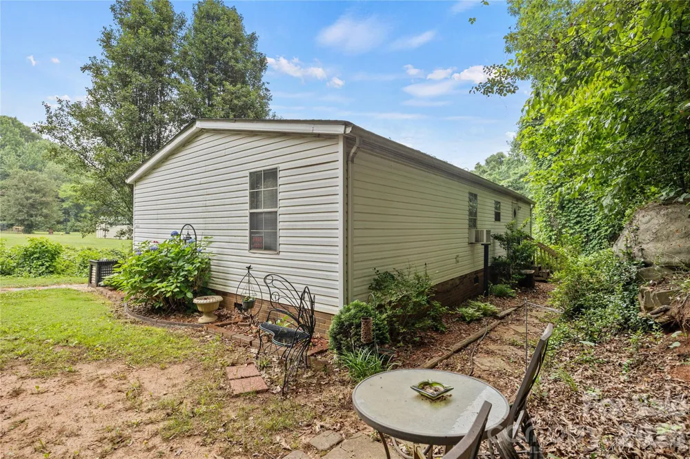 323 Carlyle Road Troutman, NC 28166