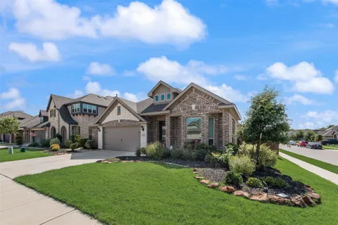 1941 Silverleaf Drive