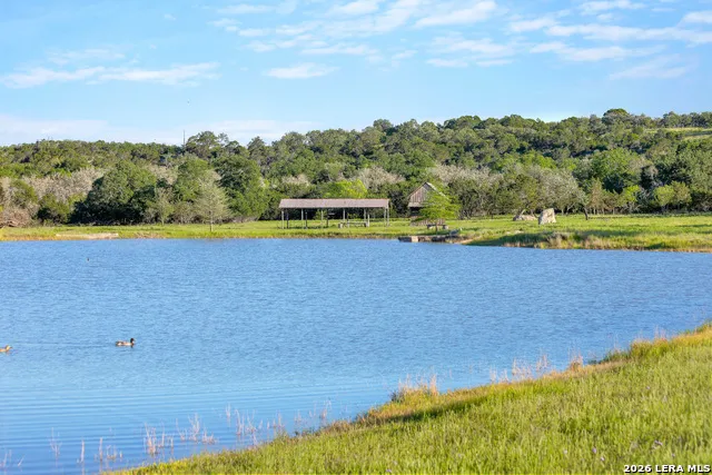 850 SISTERDALE RD Boerne, TX 78006