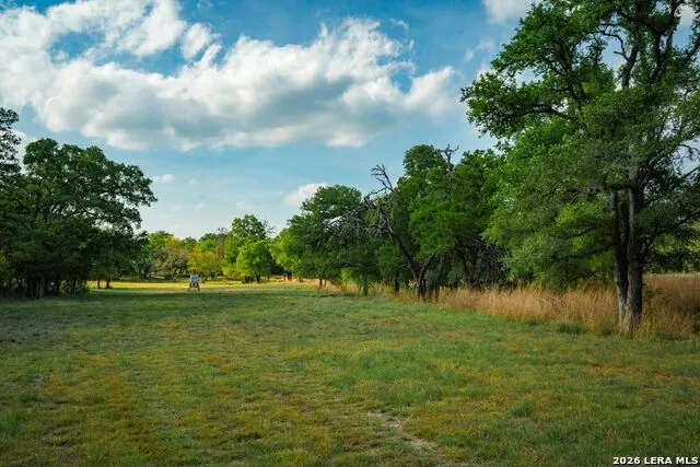 718 Ranch to Market 473 Comfort, TX 78013