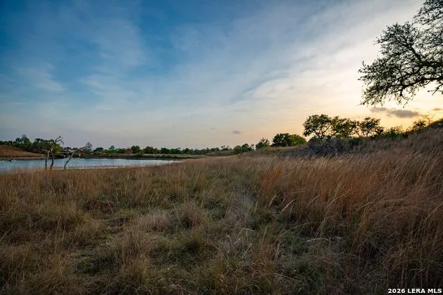 718 Ranch to Market 473 Comfort, TX 78013