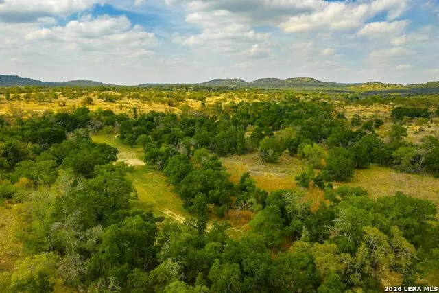 718 Ranch to Market 473 Comfort, TX 78013