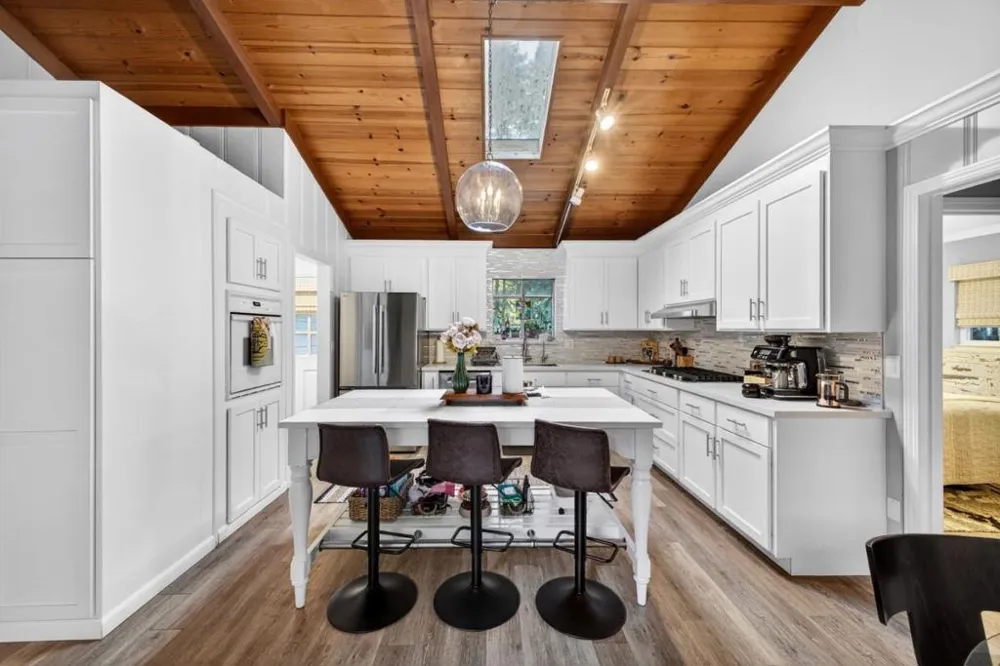 954 Scenic Way Ben Lomond, CA 95005