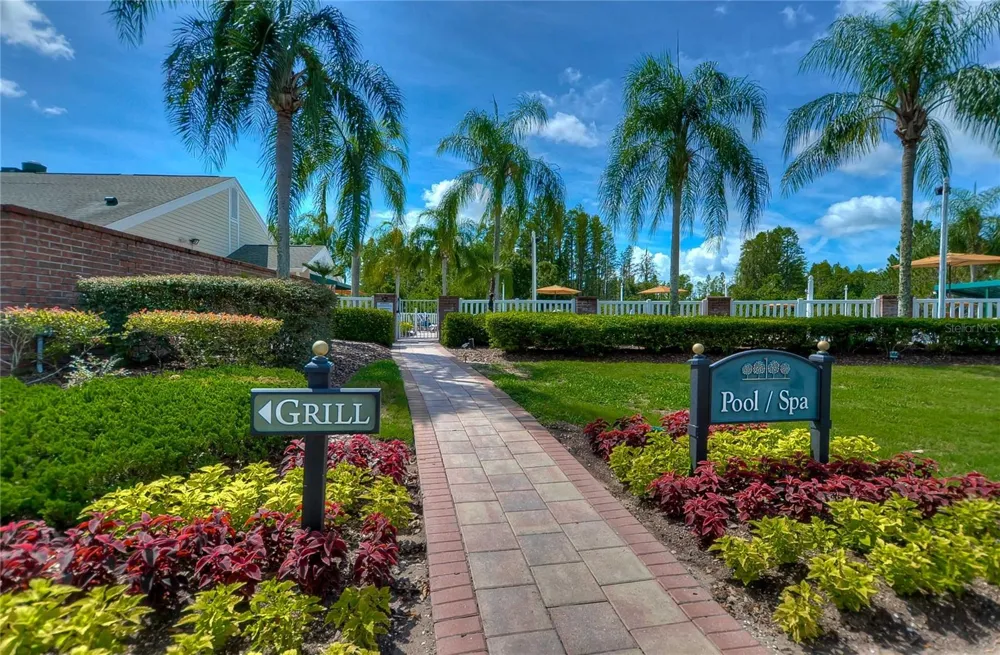 8049 SANGUINELLI ROAD Land O Lakes, FL 34637