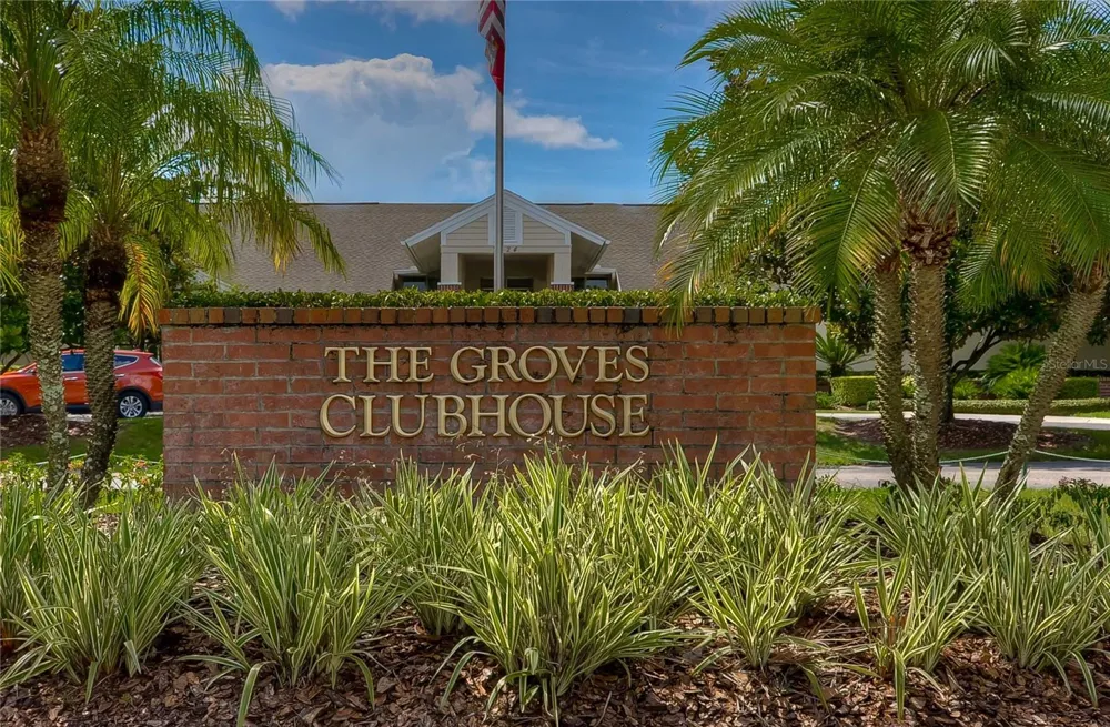 8049 SANGUINELLI ROAD Land O Lakes, FL 34637