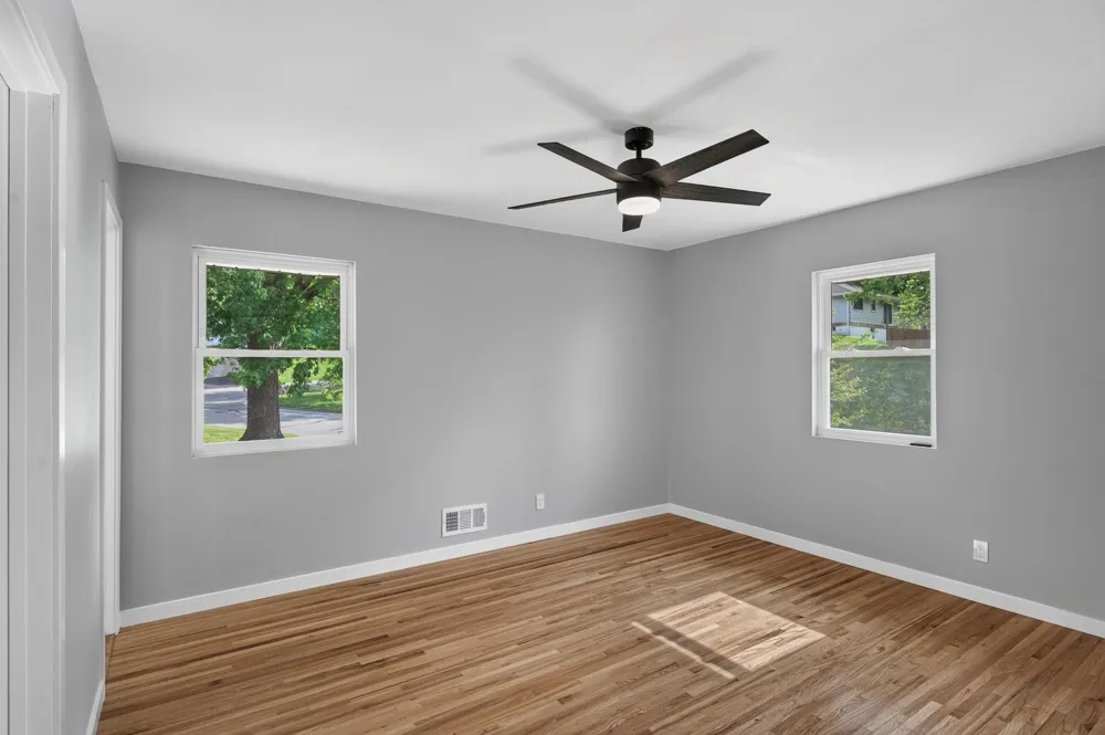 8912 Tretbaugh Drive Bloomington, MN 55431