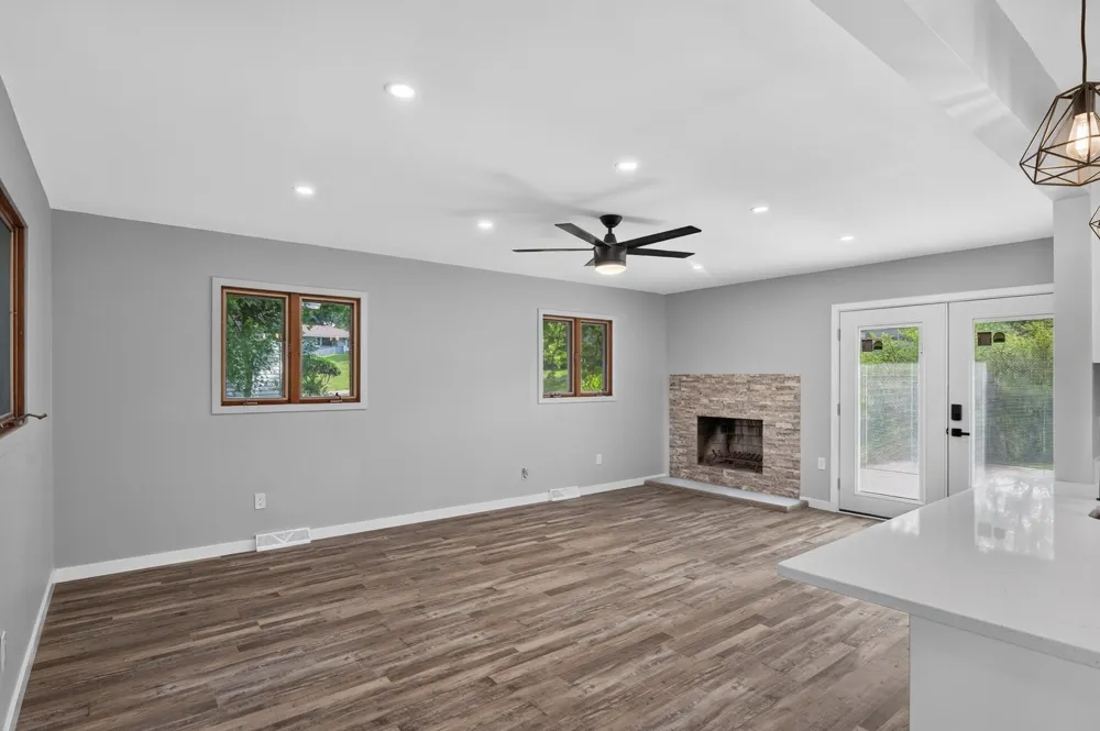 8912 Tretbaugh Drive Bloomington, MN 55431