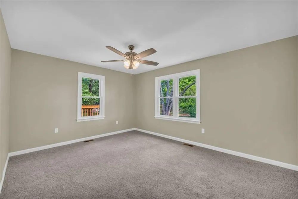 266 Randall Street Lavonia, GA 30553