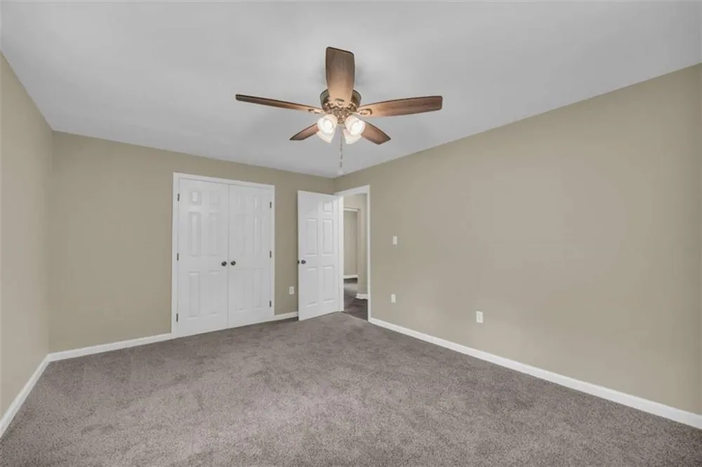 266 Randall Street Lavonia, GA 30553