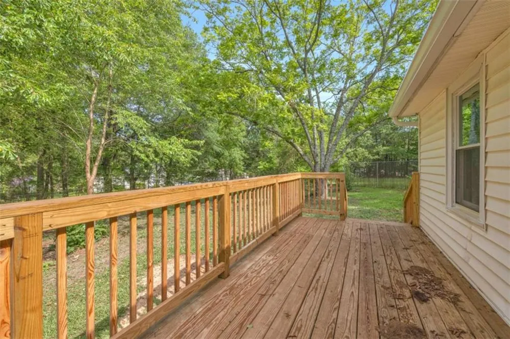 266 Randall Street Lavonia, GA 30553