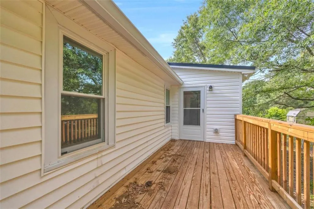 266 Randall Street Lavonia, GA 30553
