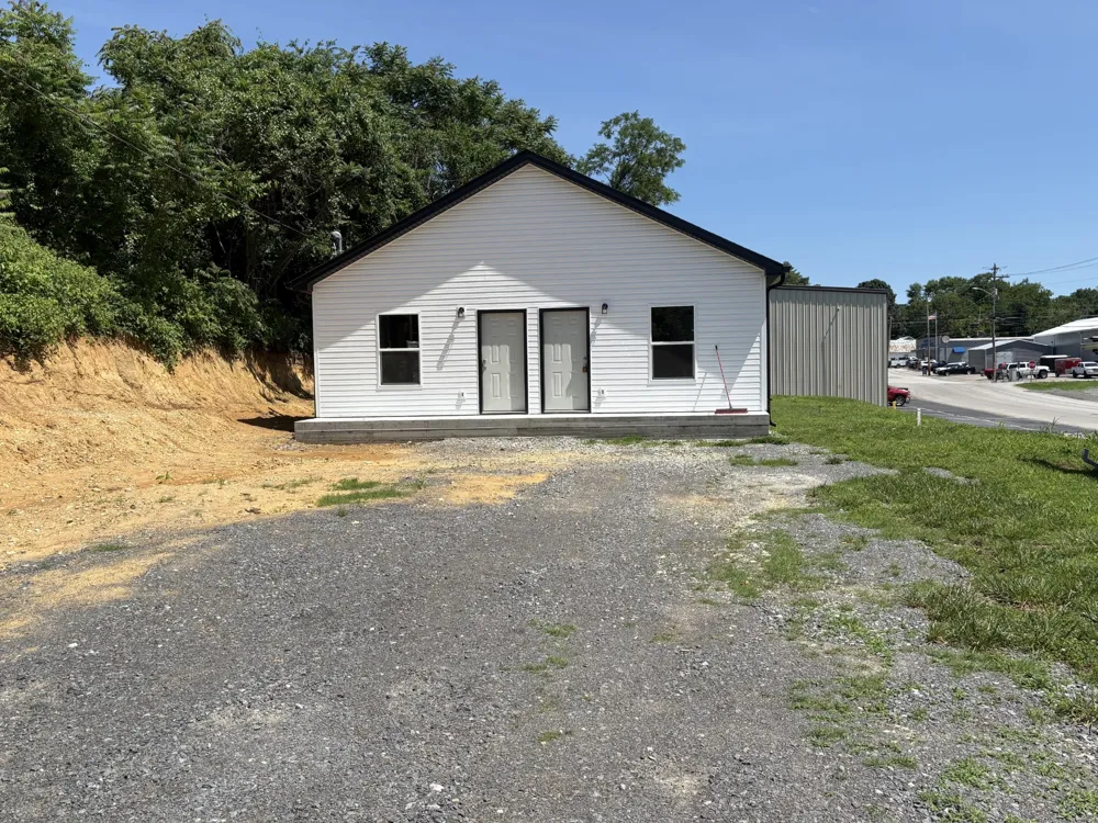 111 Second Ave Carthage, TN 37030