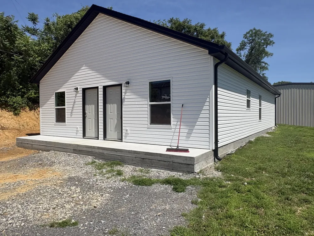 111 Second Ave Carthage, TN 37030
