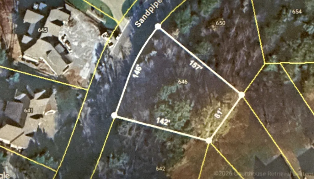 646 Sandpiper Drive Vonore, TN 37885
