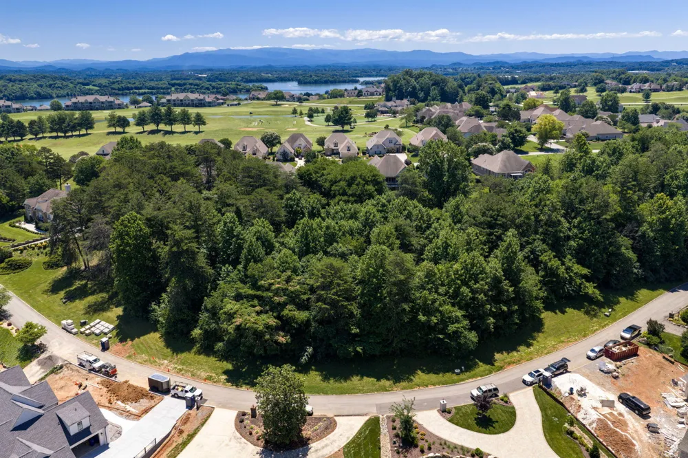 646 Sandpiper Drive Vonore, TN 37885