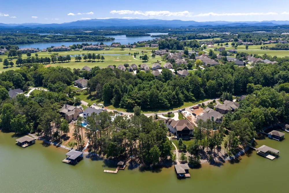 646 Sandpiper Drive Vonore, TN 37885