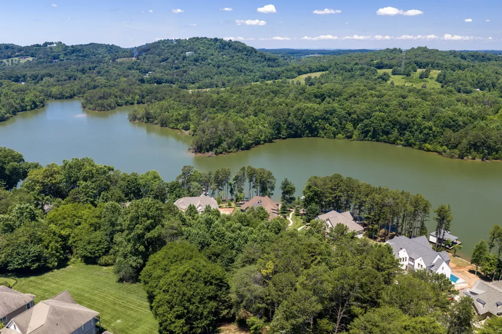 646 Sandpiper Drive Vonore, TN 37885