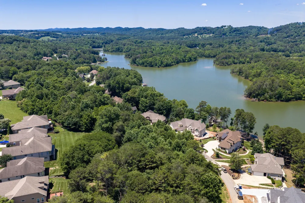 646 Sandpiper Drive Vonore, TN 37885