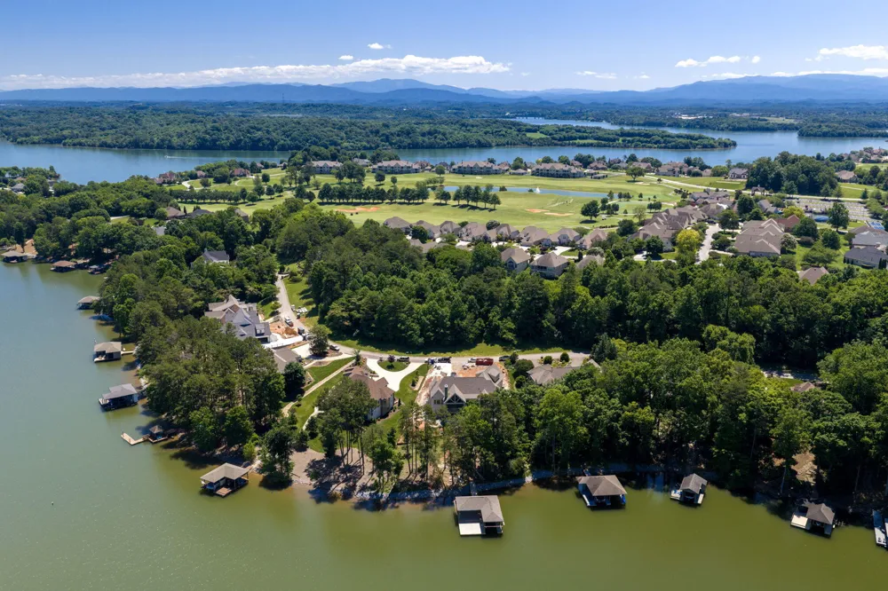 650 Sandpiper Drive Vonore, TN 37885