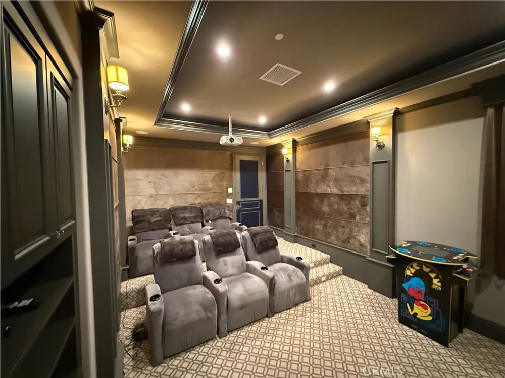 200 W Pamela Road Arcadia, CA 91007