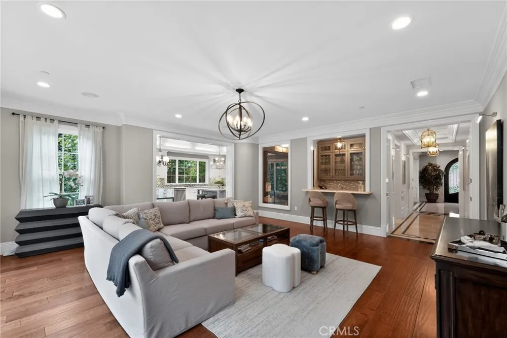 200 W Pamela Road Arcadia, CA 91007