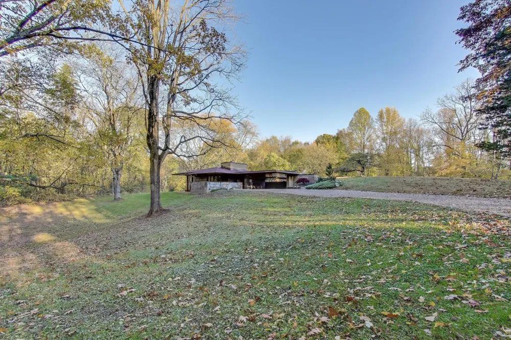 11185 Hawthorne Drive Galesburg, MI 49053