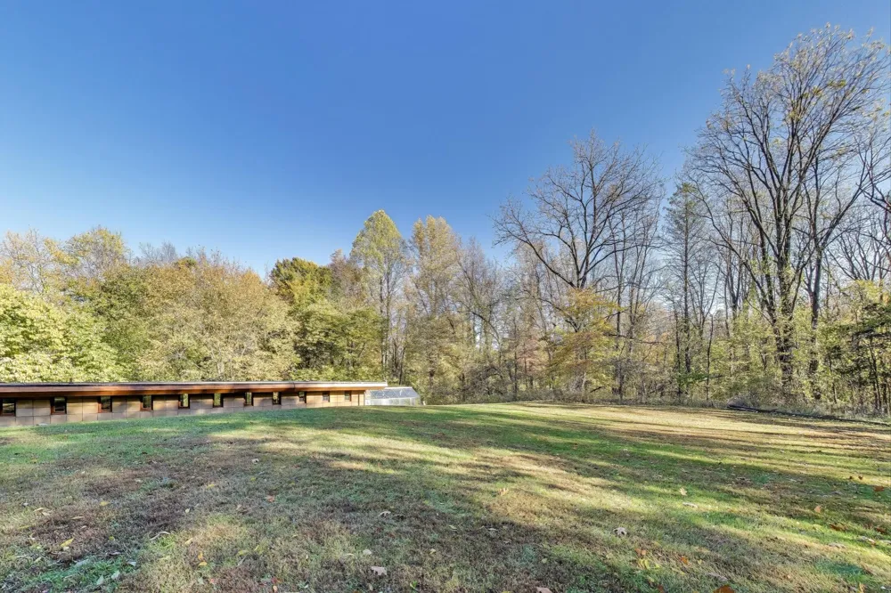 11185 Hawthorne Drive Galesburg, MI 49053