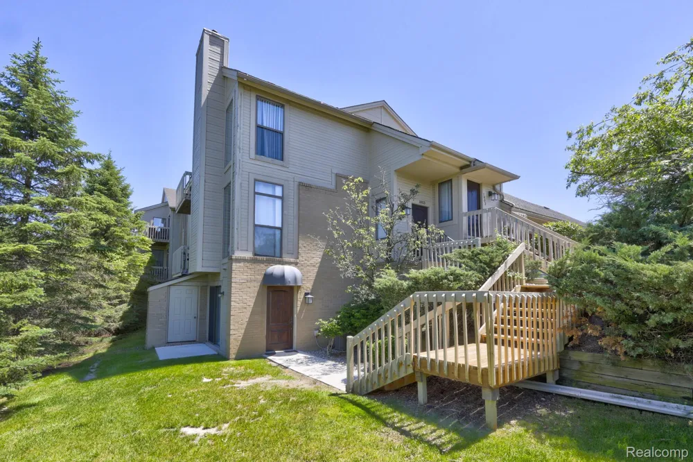 23440 Little Rapids Court #1801 Novi City, MI 48375